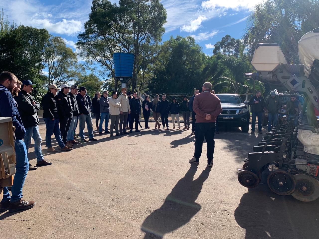Alunos do curso de Agronomia da Atitus realizam visita técnica na Fertisystem (6).jpeg