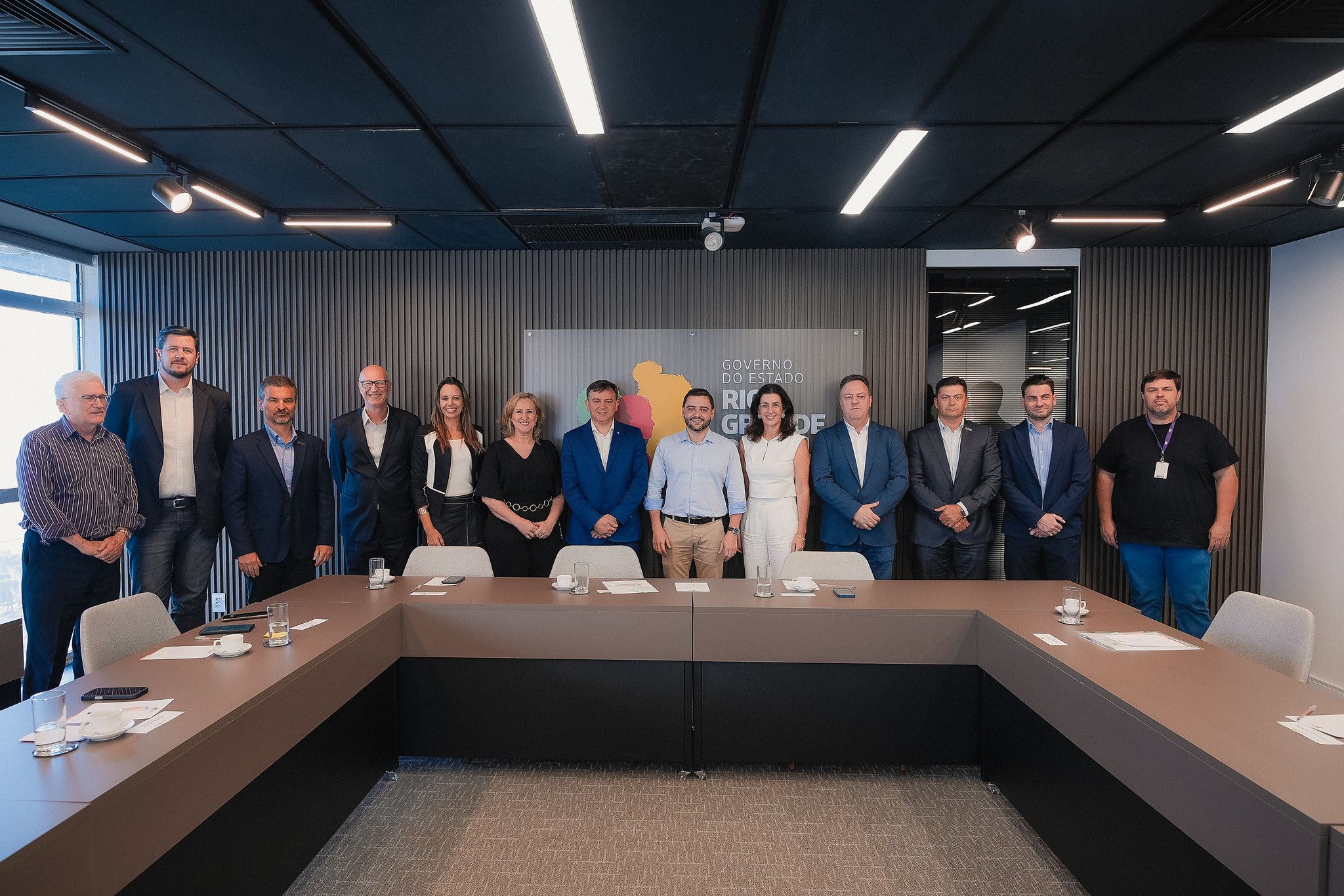 Encontro com vice-governador (2).jpg