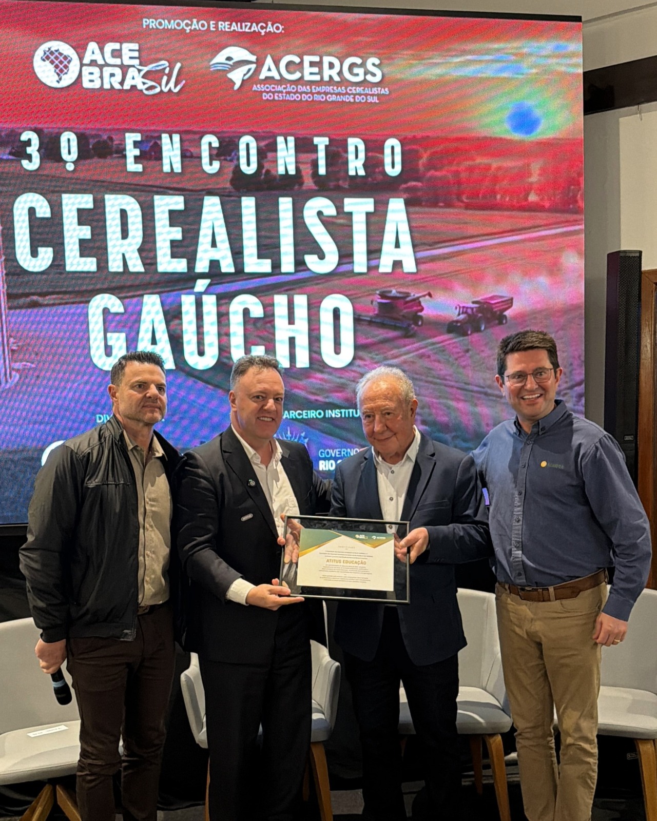 Universidade Atitus recebe o Mérito Cerealista 2026 durante a Expointer