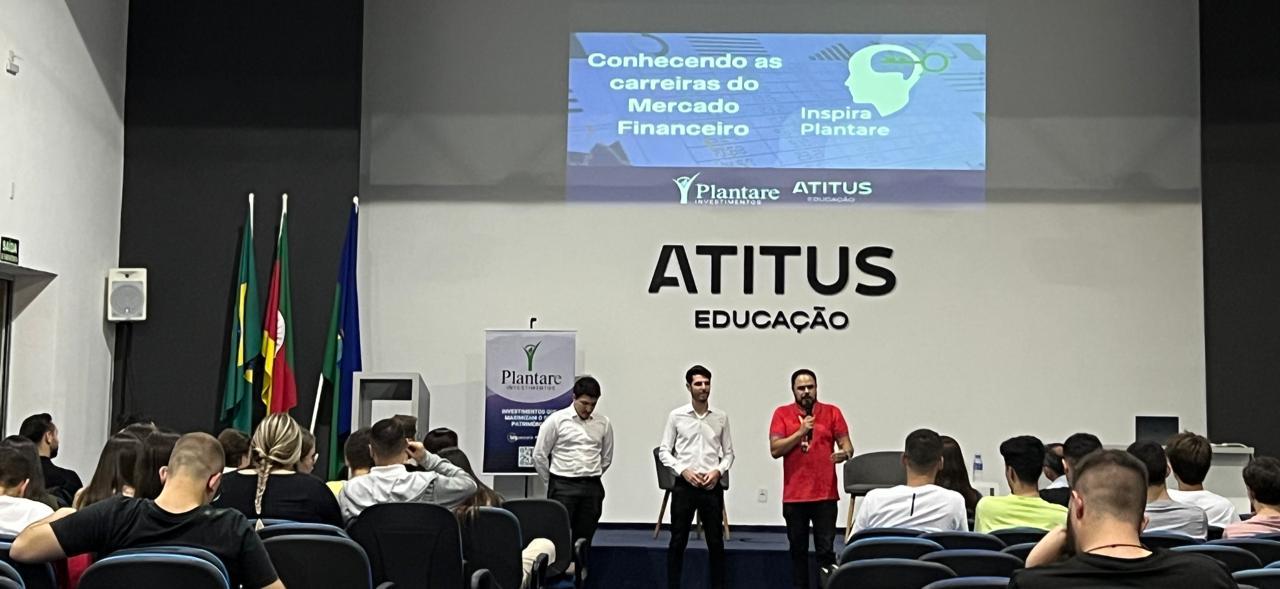 bate-papo-escola-de-negocios.jpg